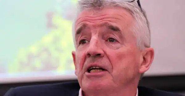 Ryanair Threatens to Cancel Major Boeing Order If Trump Tariffs Raise Prices