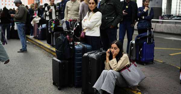 Copper cable theft in Spain strands thousands of high-speed train passengers