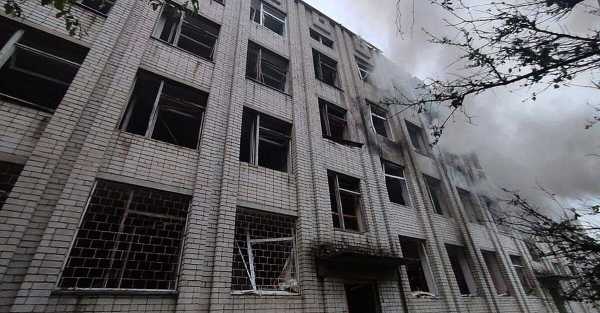 Ukraine, Russia Report Attacks on First Day of Moscow's Ceasefire