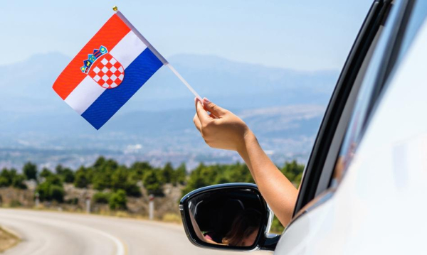 By car to Croatia – how much does the trip, vignettes and fuel cost?