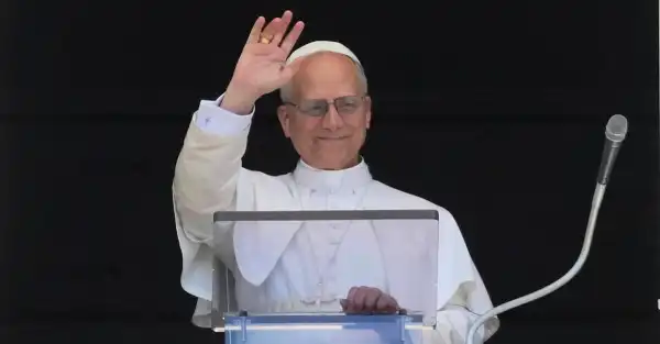Pope Prays for China's Catholics to Be in Communion with Rome