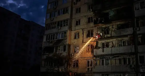 Russia and Ukraine 'swapped hundreds of prisoners' hours after Kyiv strike