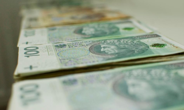 Forecasts are falling. Ministry of Finance has released disturbing data