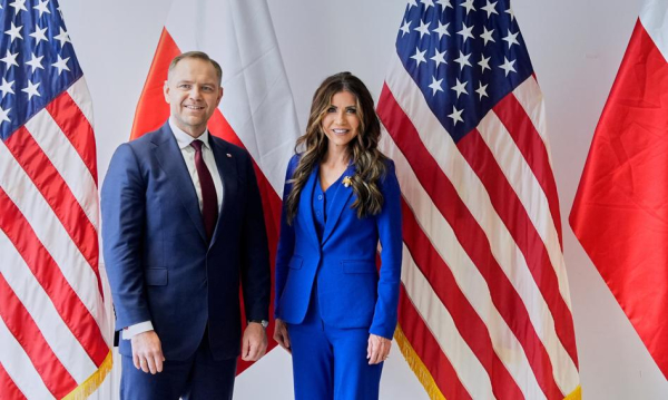 US Homeland Security Secretary Kristi Noem: Nawrocki Must Win, Trzaskowski Means Hell