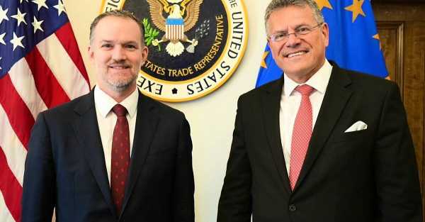European Trade Commissioner Holds 'Productive Talks' on US Deal