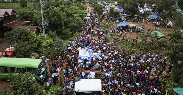 Thailand, Cambodia trade accusations as deadly border clashes continue for third day