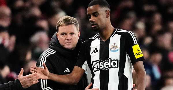 Newcastle have not held contract talks with Alexander Isak – Eddie Howe