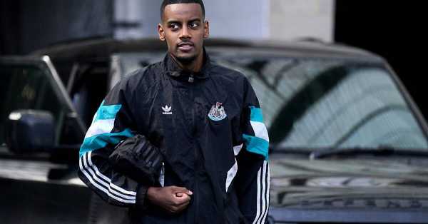 No-one can afford to buy Alexander Isak, says former Newcastle player John Anderson