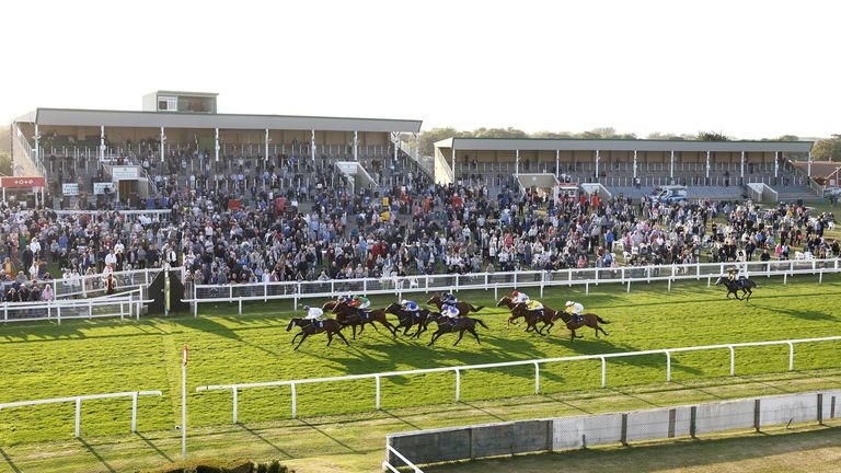 Today on Sky Sports Racing: Racing League returns to Yarmouth