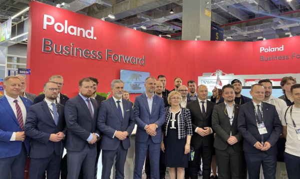 Poland in the AI game. Poles want to fight back with software, and Lower Silesia is helping.