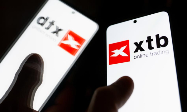 XTB sincerely apologizes for the account hacking, late blocking, and hundreds of thousands of PLN in losses.
