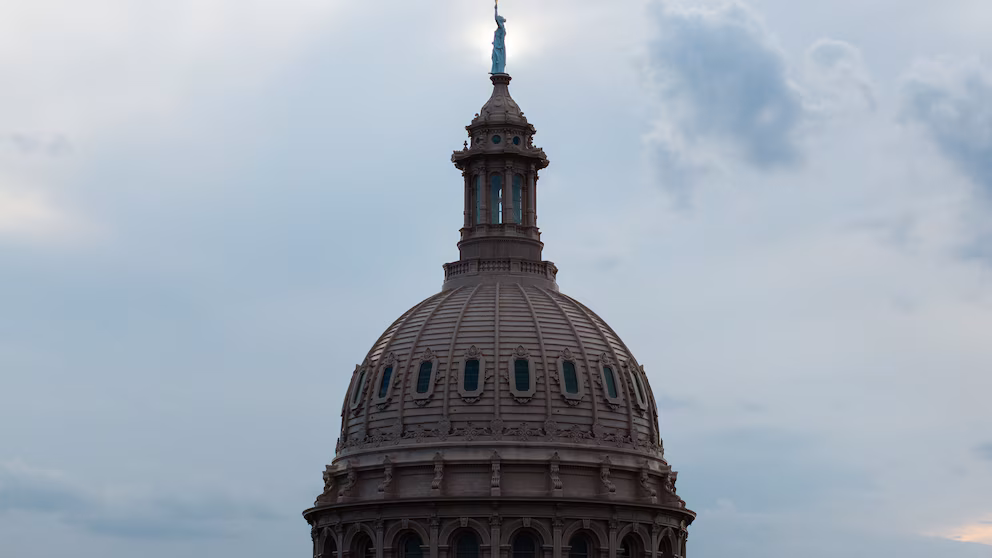 Texas House redistricting committee advances bill with new congressional maps