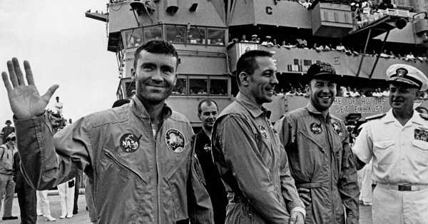 Apollo 13 Moon Mission Director James Lovell Dies at 97