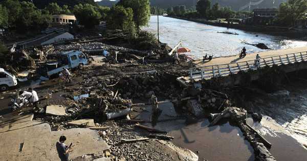 Flood kills 31 people trapped in nursing home, Beijing officials say