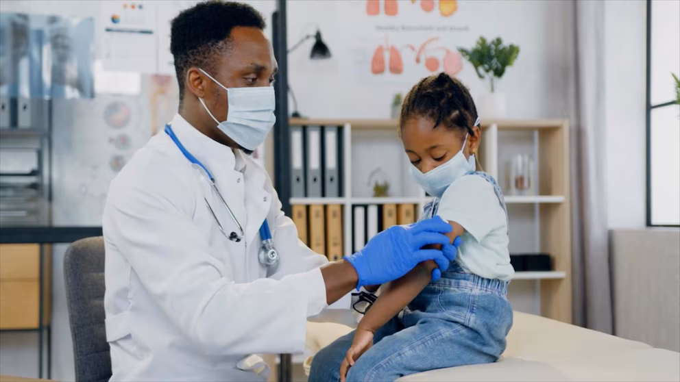 Video Infants, toddlers should be vaccinated against COVID, AAP says, at odds with RFK Jr.