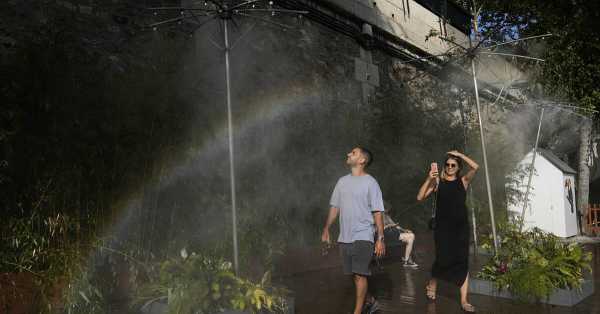 Red alert declared in ten regions due to extreme heat in France