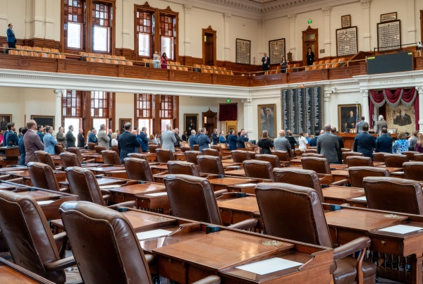 Everything you need to know about Texas’s voter map mess