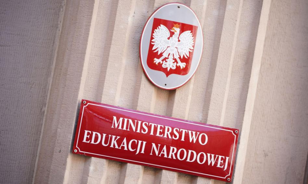 It's already certain. Teachers will demonstrate on September 1st in front of the Ministry of National Education.