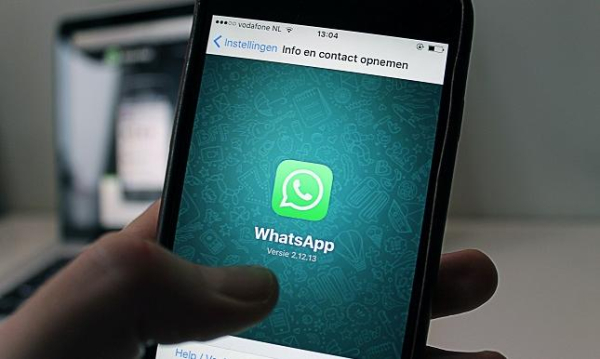 Russia restricts phone calls via WhatsApp and Telegram