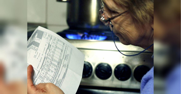 Ukrainians face a wave of utility service disconnections and tariff increases