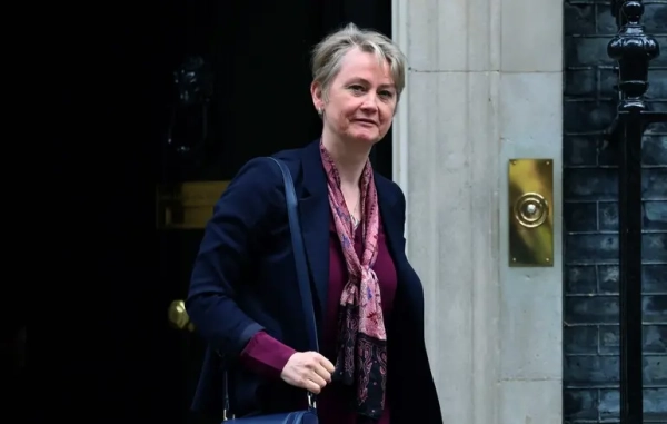 Britain's new Foreign Secretary is traveling to Kyiv