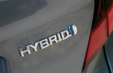 Electric cars and hybrids are replacing gasoline cars