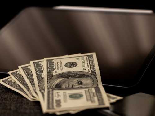 Should a woman know how much her husband earns?