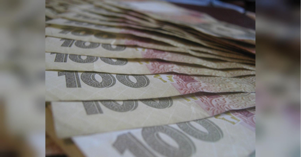 Up to 58 thousand UAH: the government will increase payments for raising orphans
