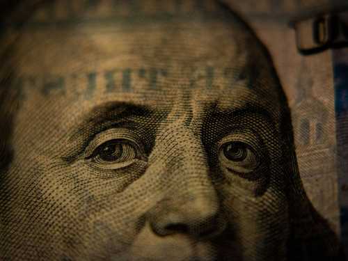 How to treat money correctly so that you always have it
