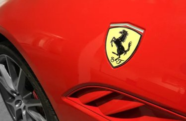 Ferrari’s Market Cap Plunges 16%