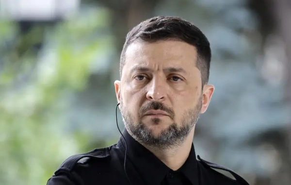 Zelenskyy Affirms Openness to Russia Talks, Denies Land Surrender – Ukraine Report