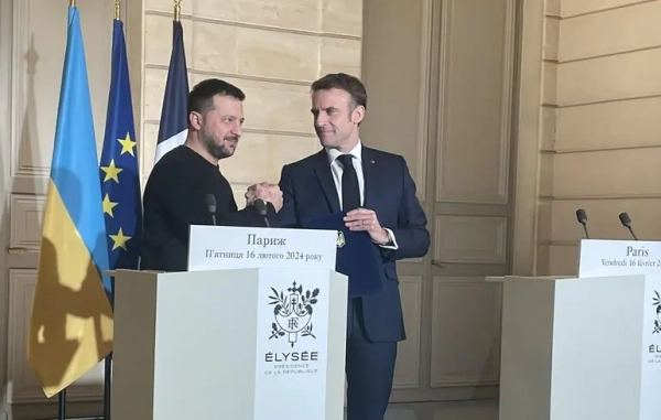 Zelensky and Macron aligned on stances ahead of the “willing” coalition parley.