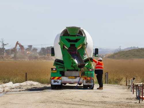Concrete Purchase Fraud: Mixer Driver Reveals Schemes