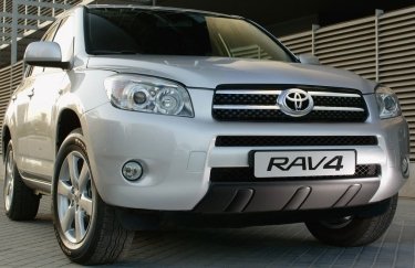 Ukrainian hybrid vehicle market jumps by 33%: top sellers unveiled