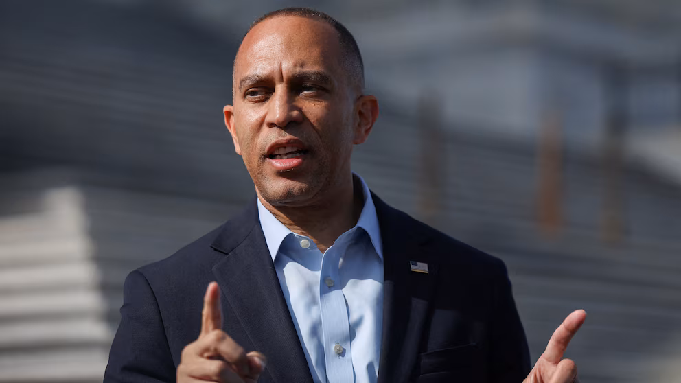 Jeffries Endorses Mamdani in NYC Mayoral Race