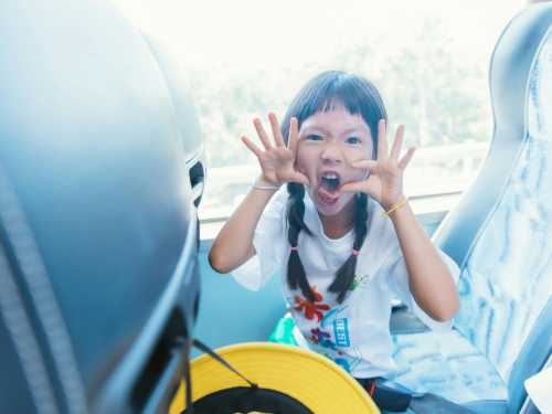 It's a child! Etiquette rules for those who have children