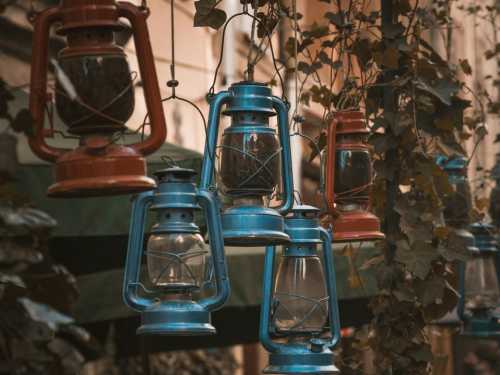 What to do with the belongings of a deceased relative? A priest's explanation