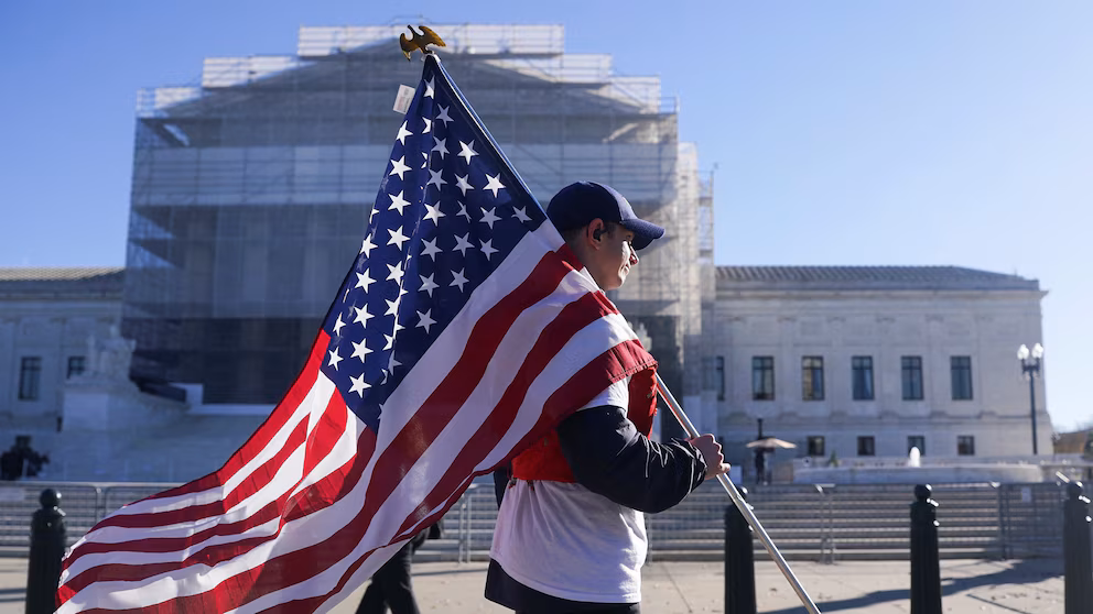Supreme Court justices show hints of unconventional splits in arguments over Trump’s tariff authority: ANALYSIS