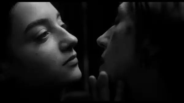 A Kiss Reimagines the Cinematic Slap