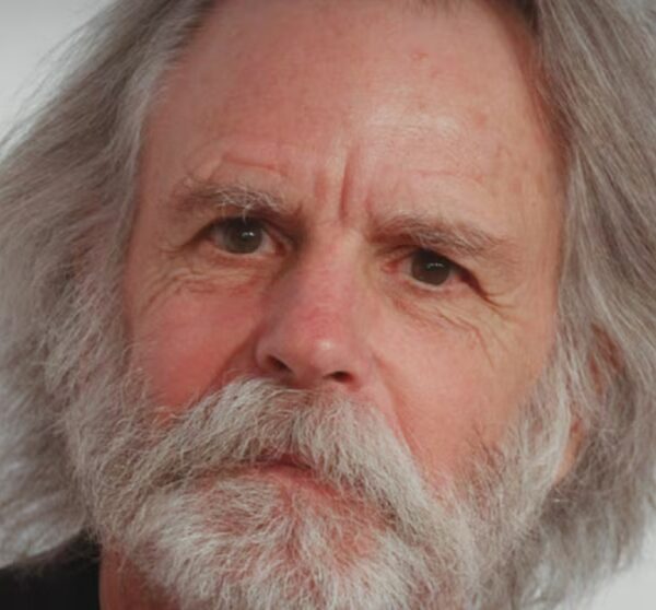 Devotees Honor Dead Guitarist