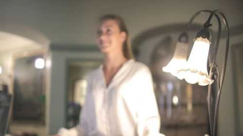 HOME 39 How to stop feeding guests and not feel guilty about an empty table