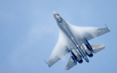 Danger to NATO countries. Russia arms Su-35 fighters&hellip;