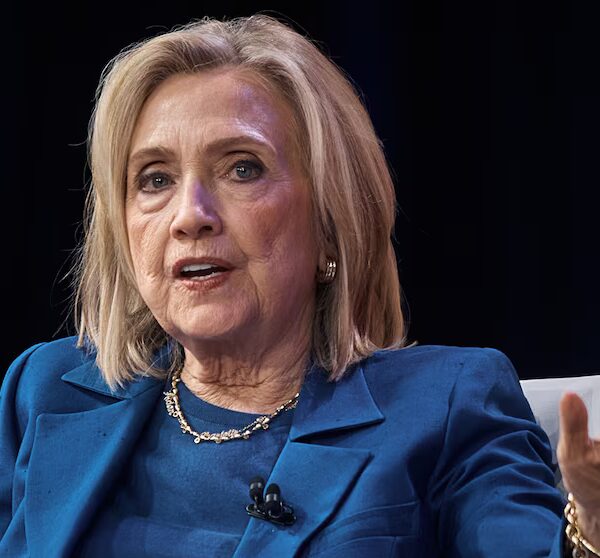Hillary Clinton continues to push for public hearing ahead of Epstein probe deposition