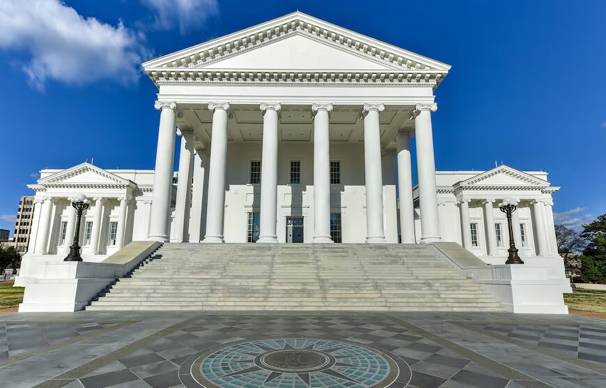 Virginia voters considering redrawing congressional districts to favor Democrats