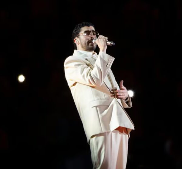 Big Buzz Builds for Super Bowl Stage Spectacle