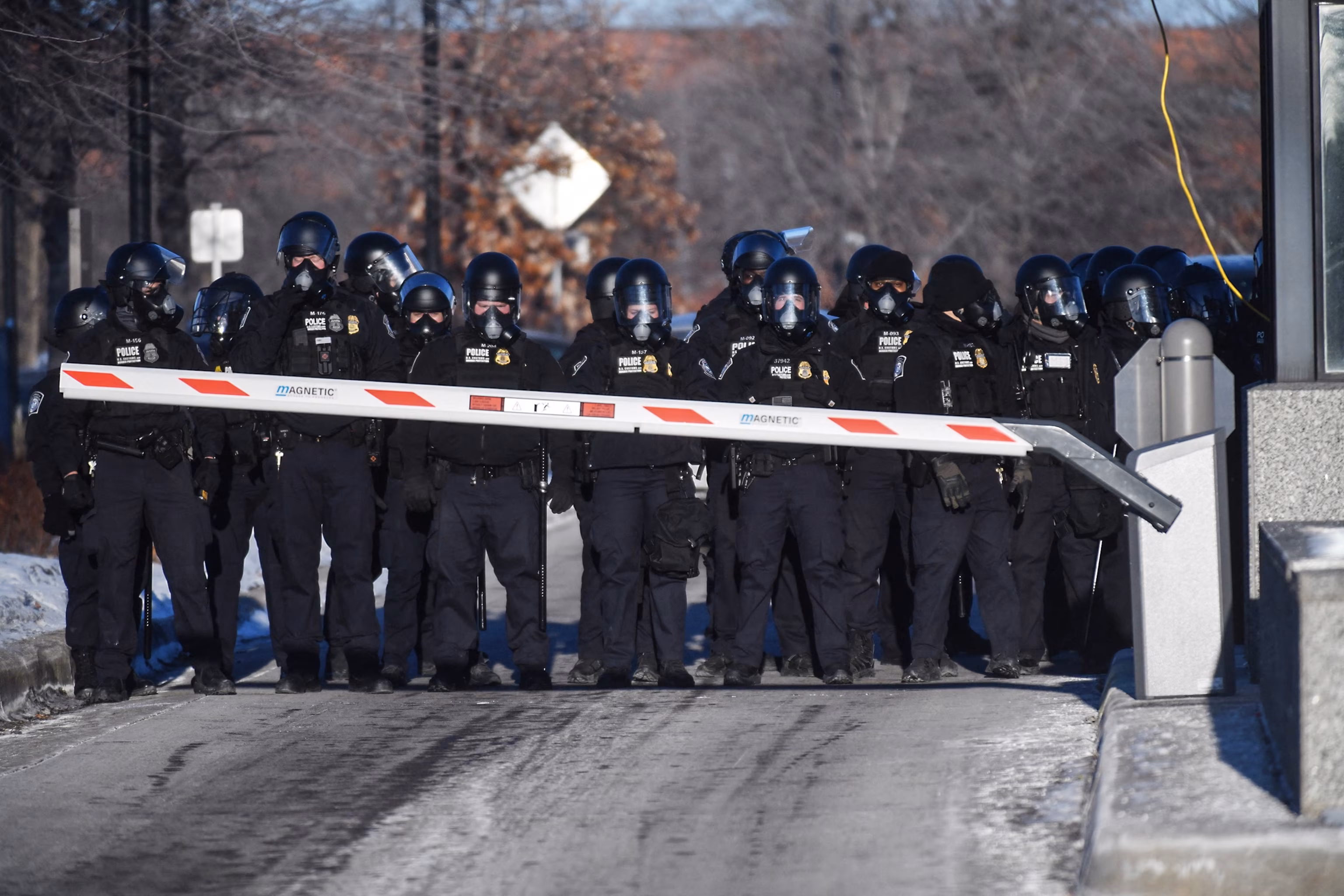 Military stands down troops ordered to prep to deploy to Minneapolis 8