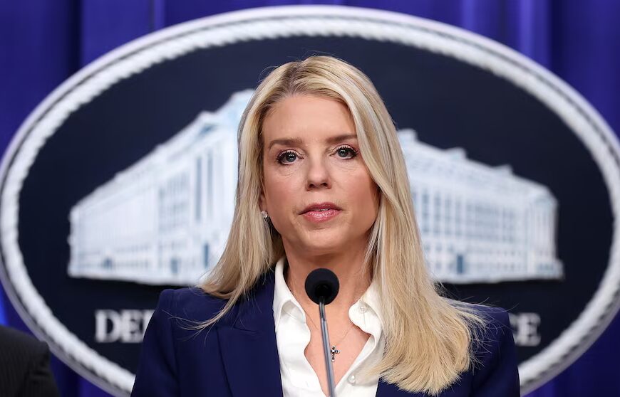 Bondi defends Gabbard’s role in controversial Georgia election probe, FBI search