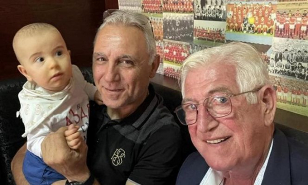 Titled football player who underwent liver transplant and wife's death dies (photo) 5