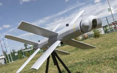 Russia's newest drone “Lancet” with AI crashed near the Independence Monument in Kyiv