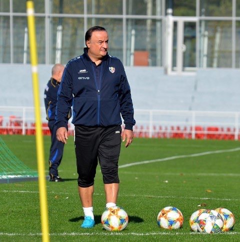 Former head coach of the Moldovan national football team died suddenly at the airport (photo) 4